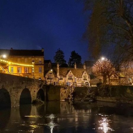 Period Apartment, Great Views, In Heart Of Town. Bradford-On-Avon Exterior photo